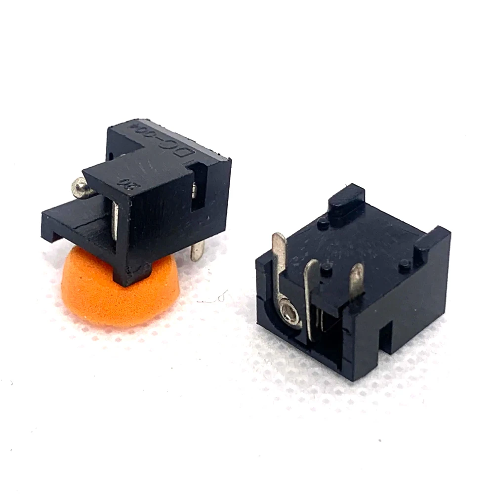 10Pcs DC Power Socket 5.5 * 2.1 mm 3Pin The Power Seat DC-004 DIP The DC Connector The Power Supply Female Head