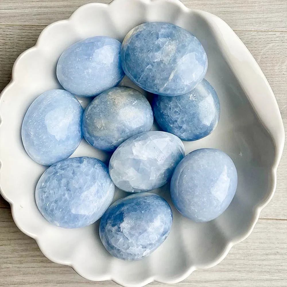 Natural Crystal Tiansheng Stone Raw Material Polished Oval Shape Massage Tool Heat Therapy Palm Stone Plaything Health Beauty