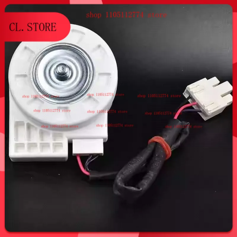 

Двигатель вентилятора испарителя 50240401000K DC 12 В 4,5 Вт для холодильника Midea 5304498691