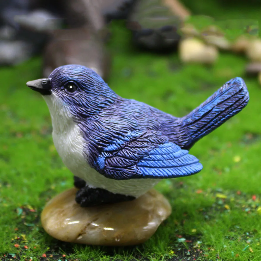 Small Bird Resin Ornament with For Nest for Miniature Garden Bonsai and Fairy Landscape Decoration on Platform