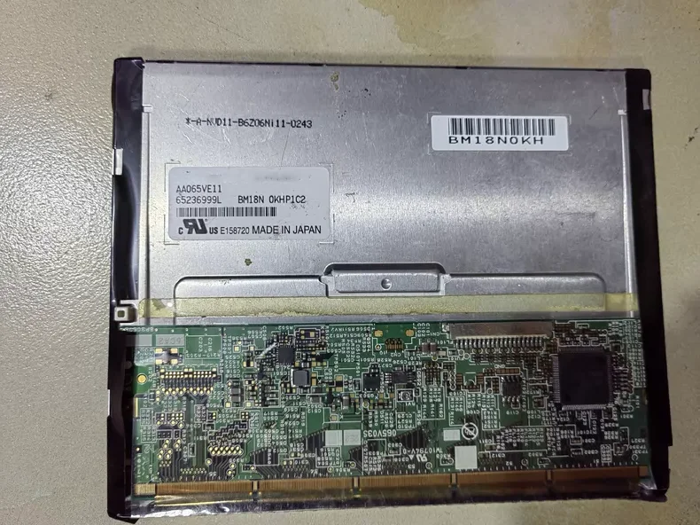 

6,5-дюймовый жидкокристаллический дисплей AA065VE11