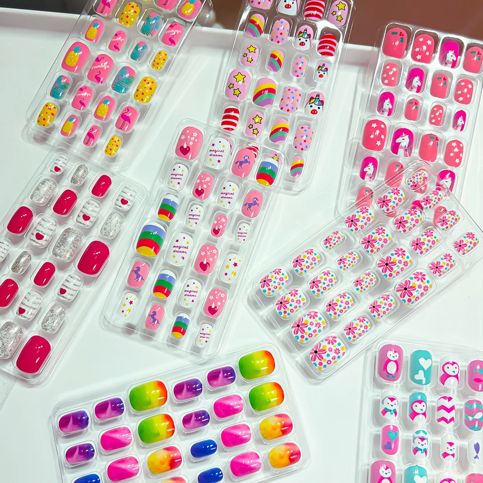 8 cajas (192 piezas) de uñas postizas infantiles con arcoíris, caballos, estrellas y flores, cortas y cuadradas, para niñas 5