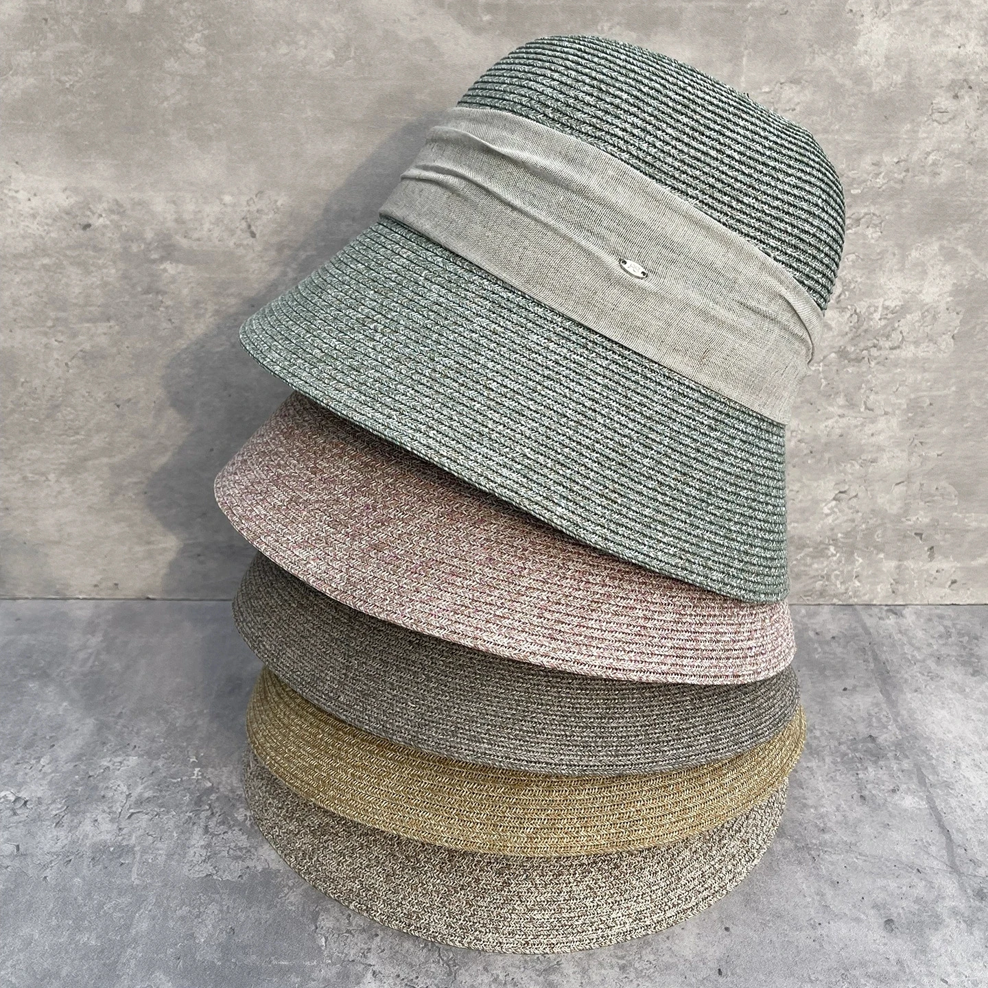 Women Casual Fine Paper Straw Bucket Hat for Summer Rollable Brim Sun Hat Elegant & Exquisite Bucket Cap