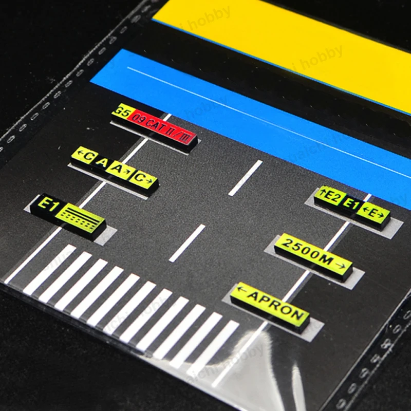 1Set Simulation Airport Runway/Taxiway Direction Sign Guiding Signs DIY Components for 1/200 400 Scale Airfield Equipment Models