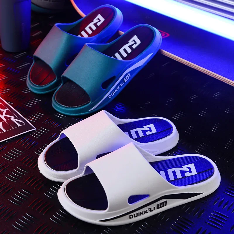 

New summer cool slippers Fashion stylish stylish men's slippers casual soft bottom exterior wear thick bottom beach interior