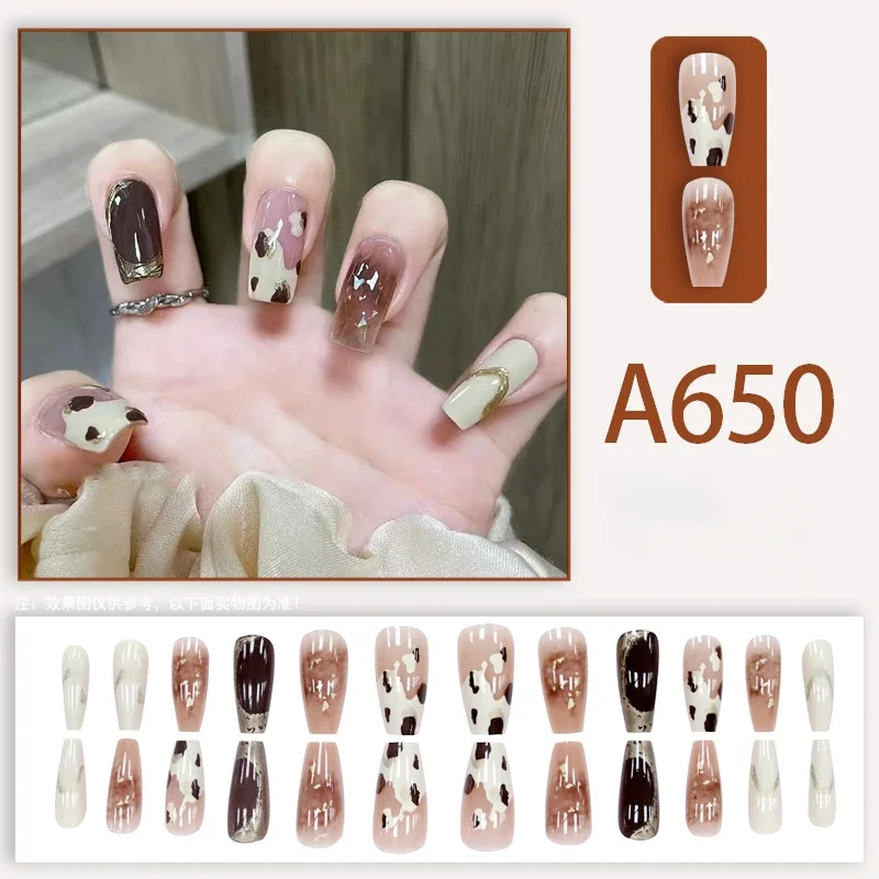 Y2K Black White Star Sztuczne sztuczne paznokcie Full Cover Krótkie sztuczne paznokcie Zdejmowana prasa na paznokcie dla kobiet Dziewczyny DIY Manicure Art