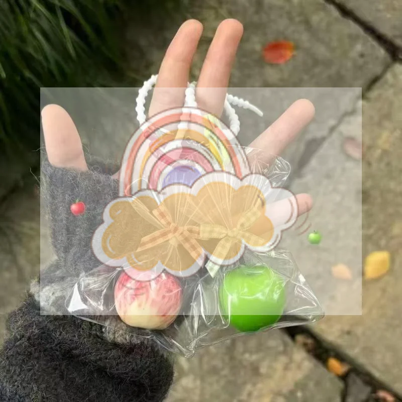 Мультяшный-рождественский-брелок-с-яблоком-милый-смоляный-Санта-Клаус-подвеска-в-виде-рождественской-елки-брелок-для-ключей-сумка-аксессуары-праздничная-вечеринка-Рождественский-подарок