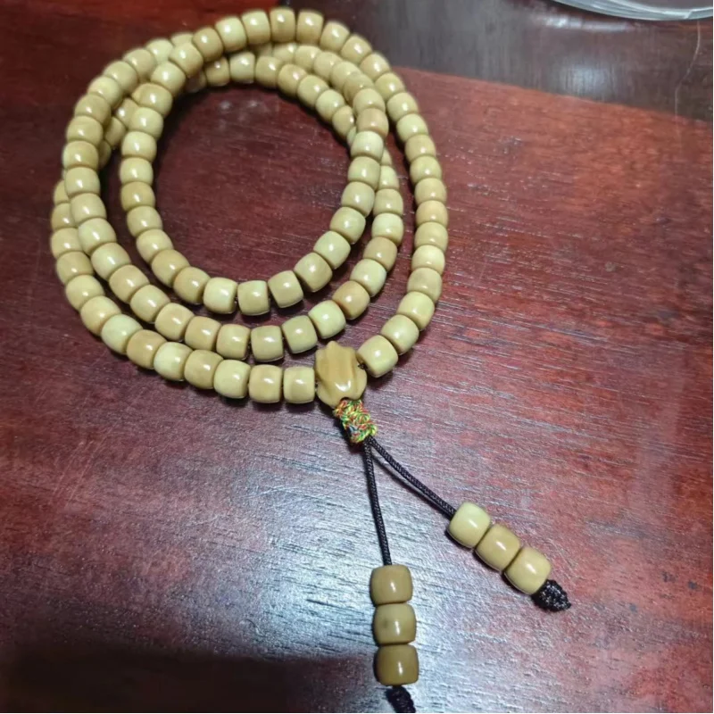 

Bone Spine Bodhi Ten-Year Weathered Old Material 7X8Mm Buddhist Beads