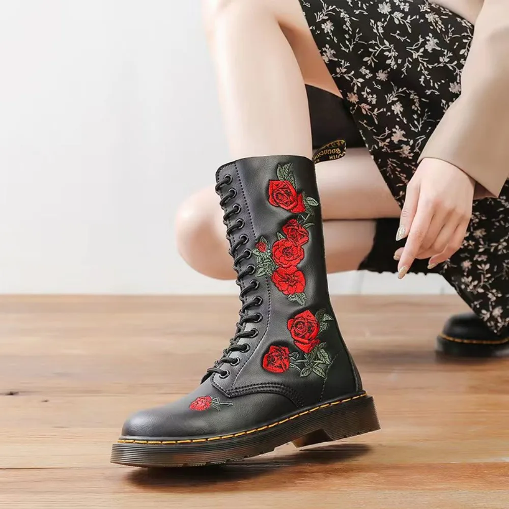 Rose Embroidered Shoes Women Large Size Botas Black New Rock Style Chaussures Femme Platform Zapatos Mujer Slip Sneaker Tacones