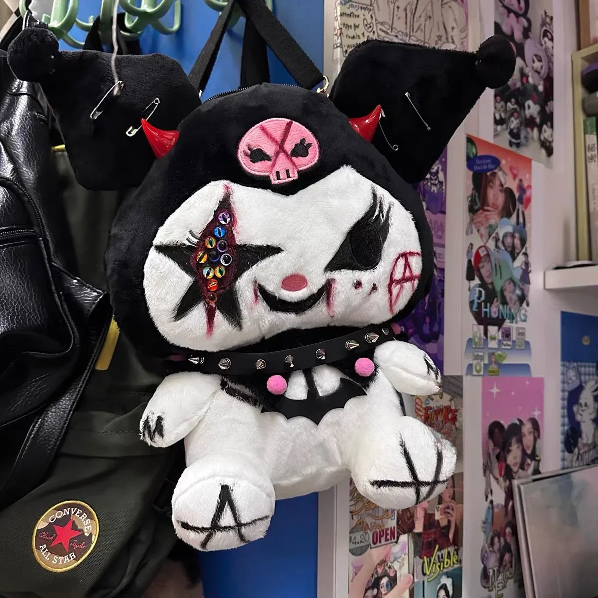 Sanrio Hand-painted Dark Spoof Backpack Kuromi My Melody Girls Outdoor Photoshoot Versatile Punk Sweet Plush Doll Backpack