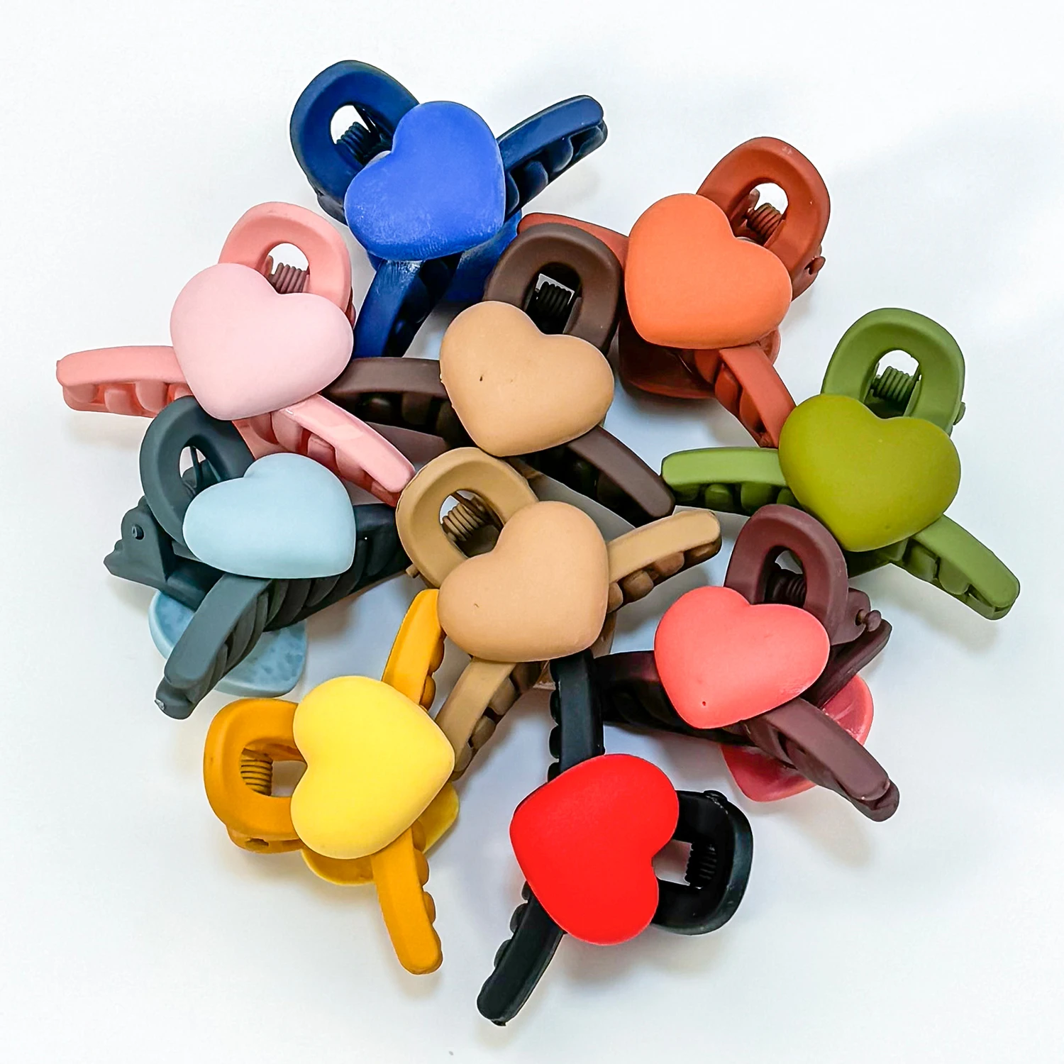 

10/20 шт., однотонный матовый маленький захват в форме сердца для девочек, милый повседневный модный коготь для волос для детей, женские аксессуары для волос