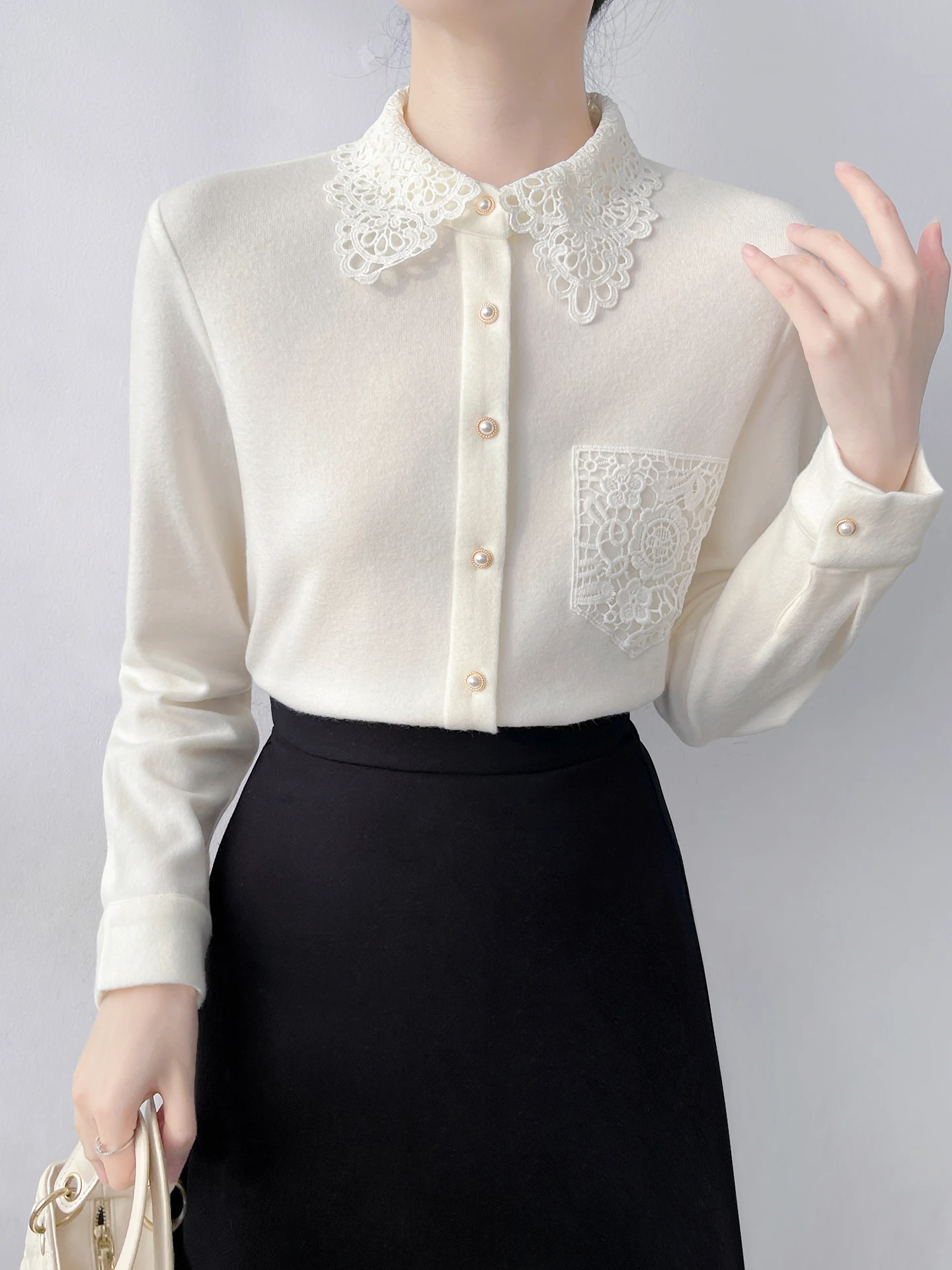 

Корейская женская теплая базовая кофта с длинным рукавом для осени и зимы, с кружевными вставками и застежкой на крючки