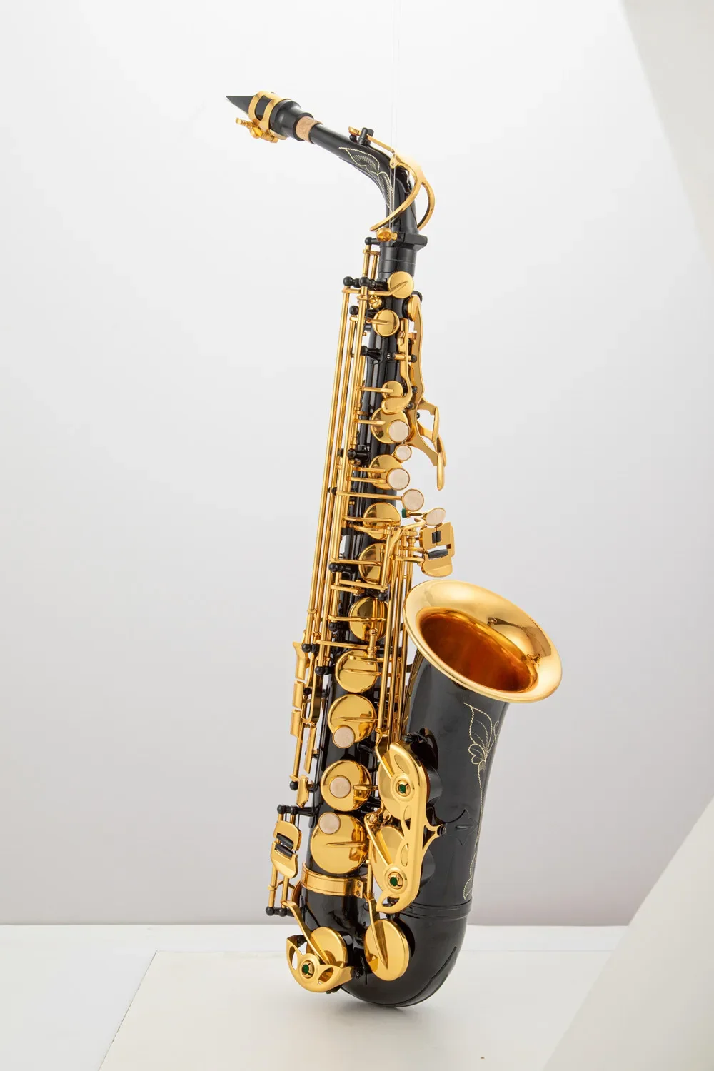 Good Quality Black Printed Eb Alto Saxophone