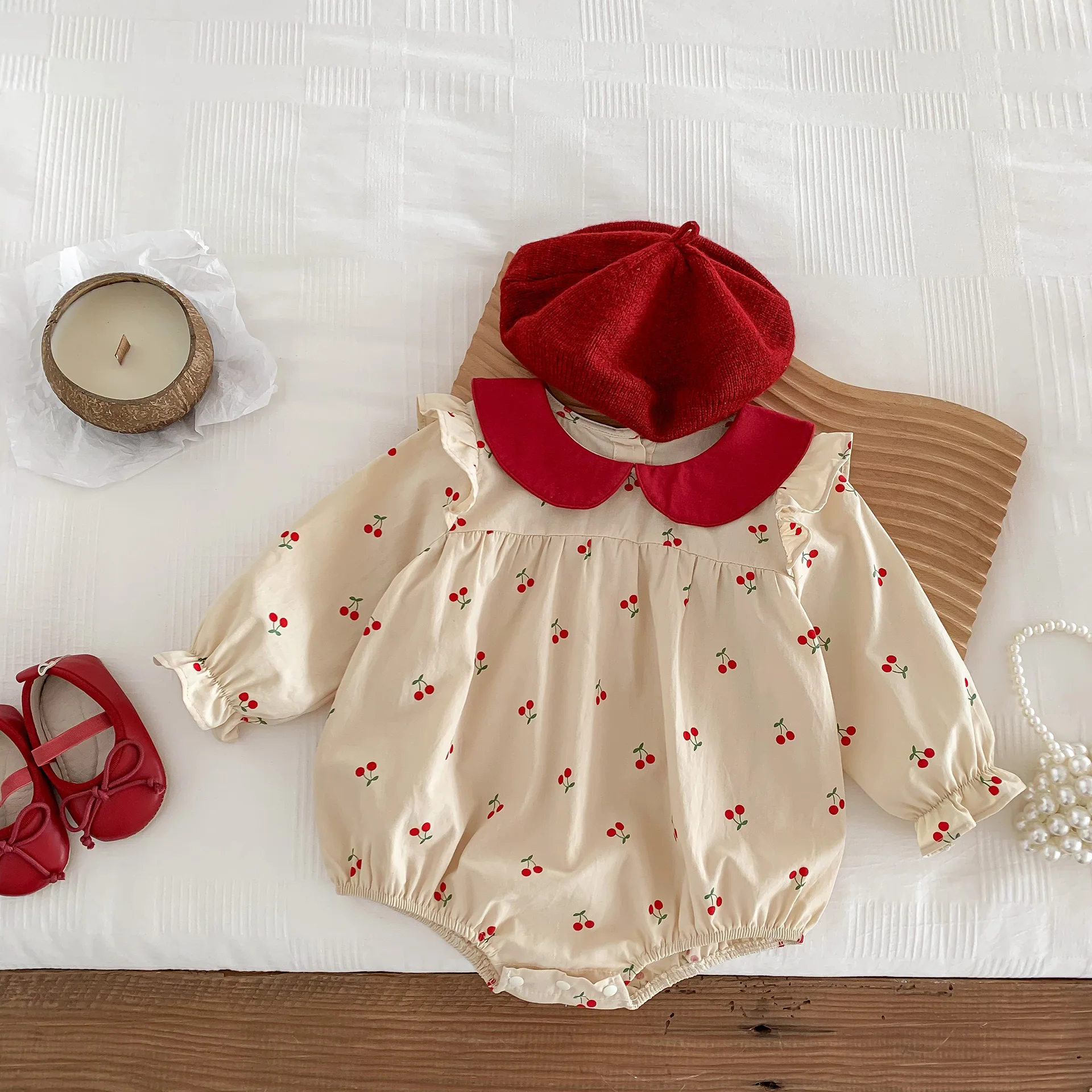 New 2024 Autumn Baby Clothes Sweet Cherry Printed Girls Bodysuit Newborn Peter Pan Collar Princess Clothing Toddler One Piece