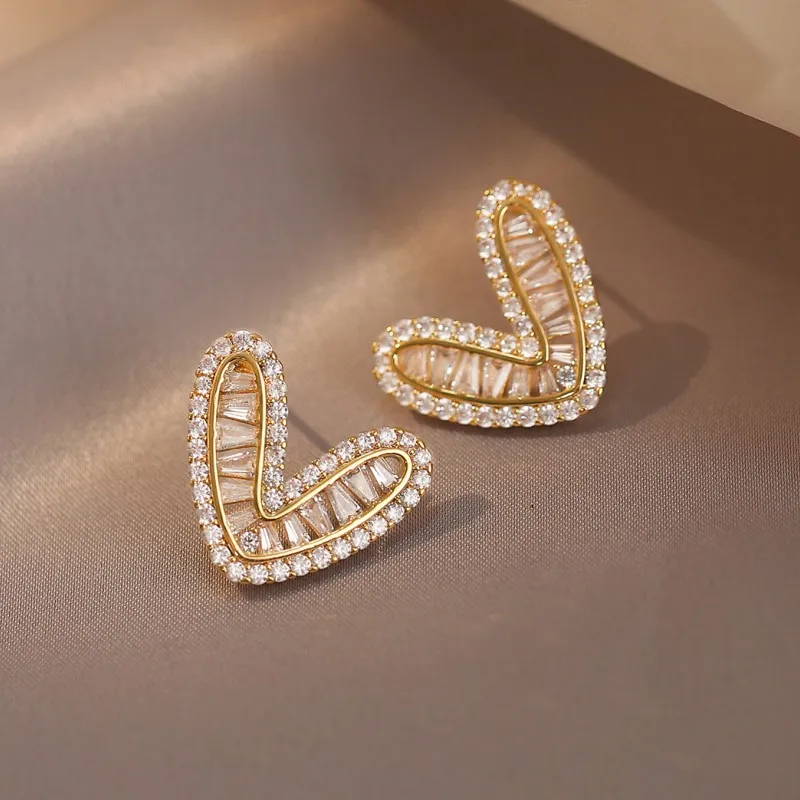 2023 Korean New Design Fashion Jewelry Luxury Love Zircon Earrings Elegant Women's Evening Party Accessories