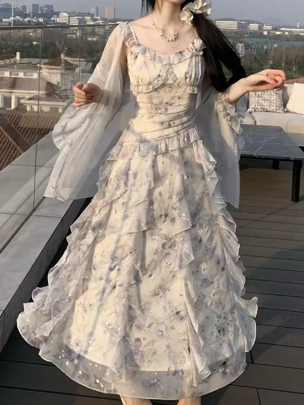 Nuevo vestido de estilo francés con dobladillo con volantes florales para mujer, vestido camisola fruncido ajustado de cintura alta, aspecto de Fairycore estético suave y elegante