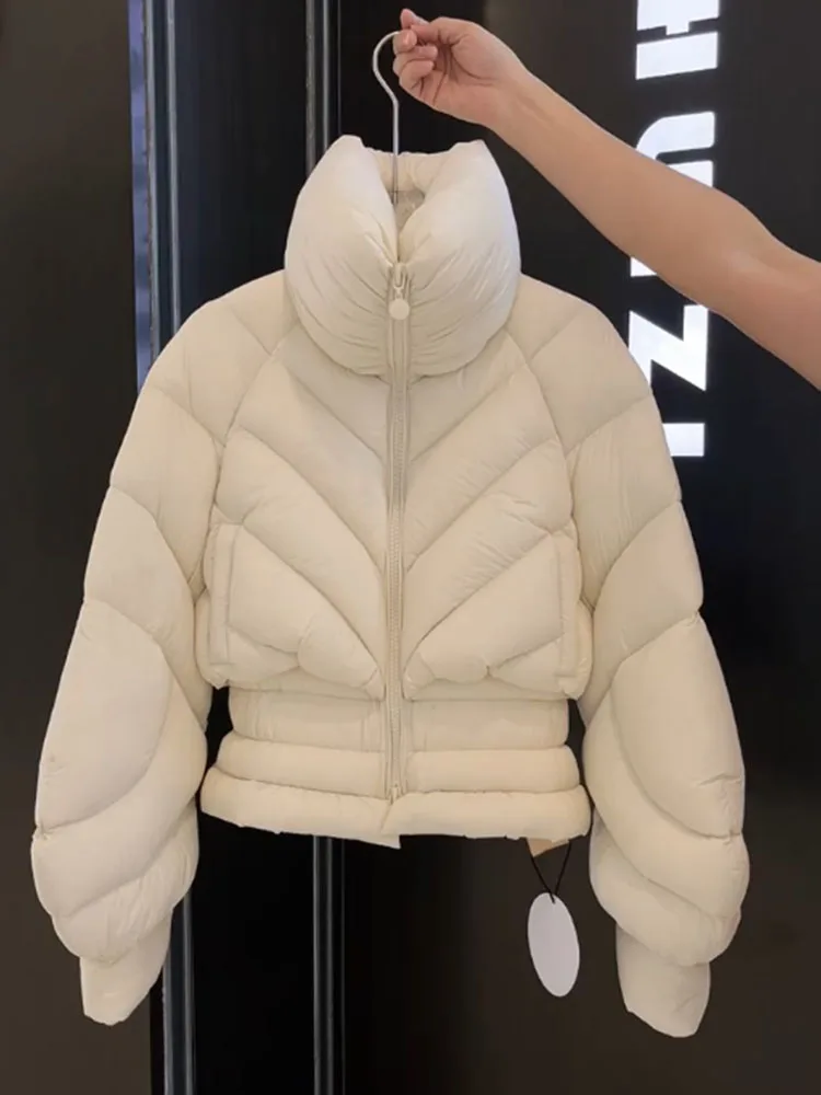 Sli ort Piumino bianco Jaet da donna Inverno 2025 Nuovo cappotto con colletto alla coreana che impinge la vita di piccole dimensioni Ele Commute Sle
