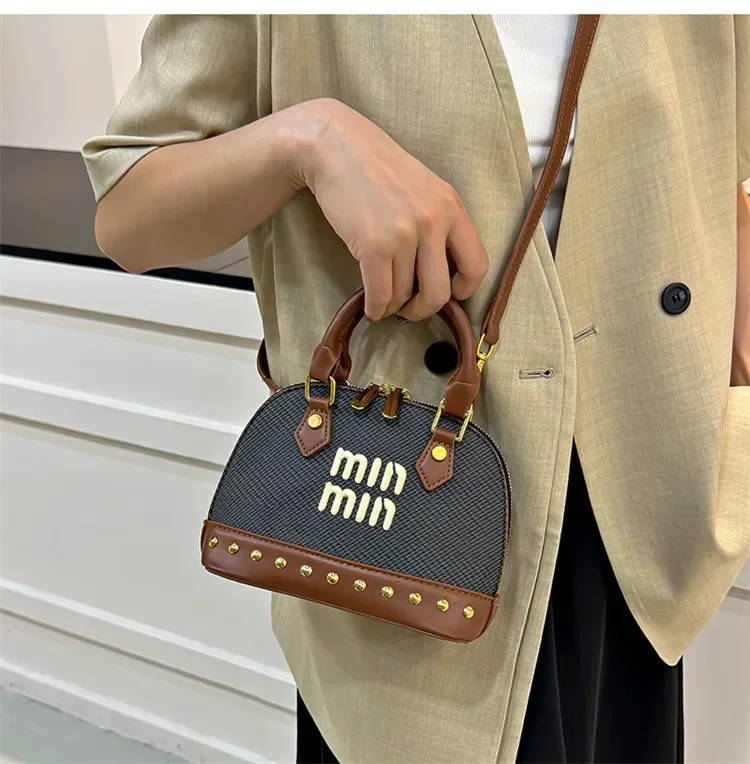 

Women's portable small bag Women's 2025 new fashion shell bag Rivet shoulder messenger bag