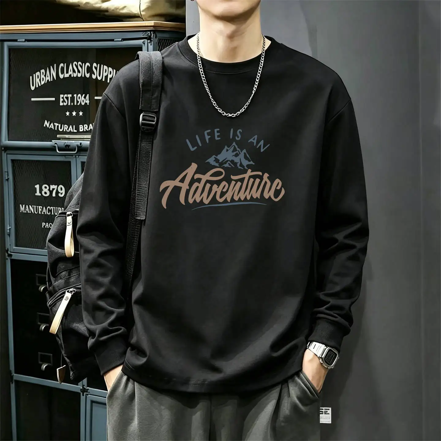 Men's new loose white long-sleeved T-shirt men's top
