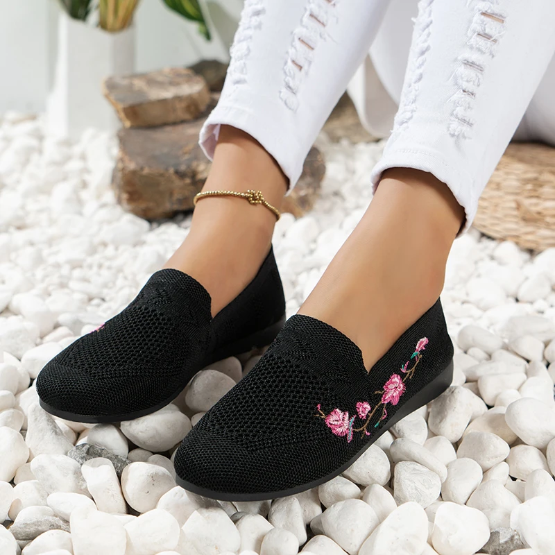 

Embroider Flowers Flats for Women Slip-On Breathable Knitted Non-Slip Sneakers Woman Comfortable Soft Sole Casual Shoes Ladies