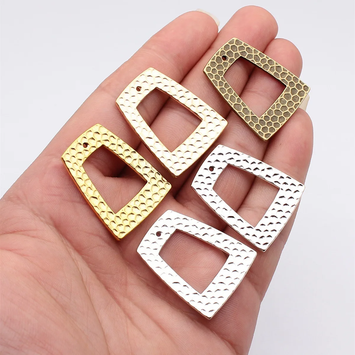 WYSIWYG 4pcs 35x28mm 5 Colors Hollow Out Hammered Trapezoidal Geometric Charms For DIY Jewelry Making