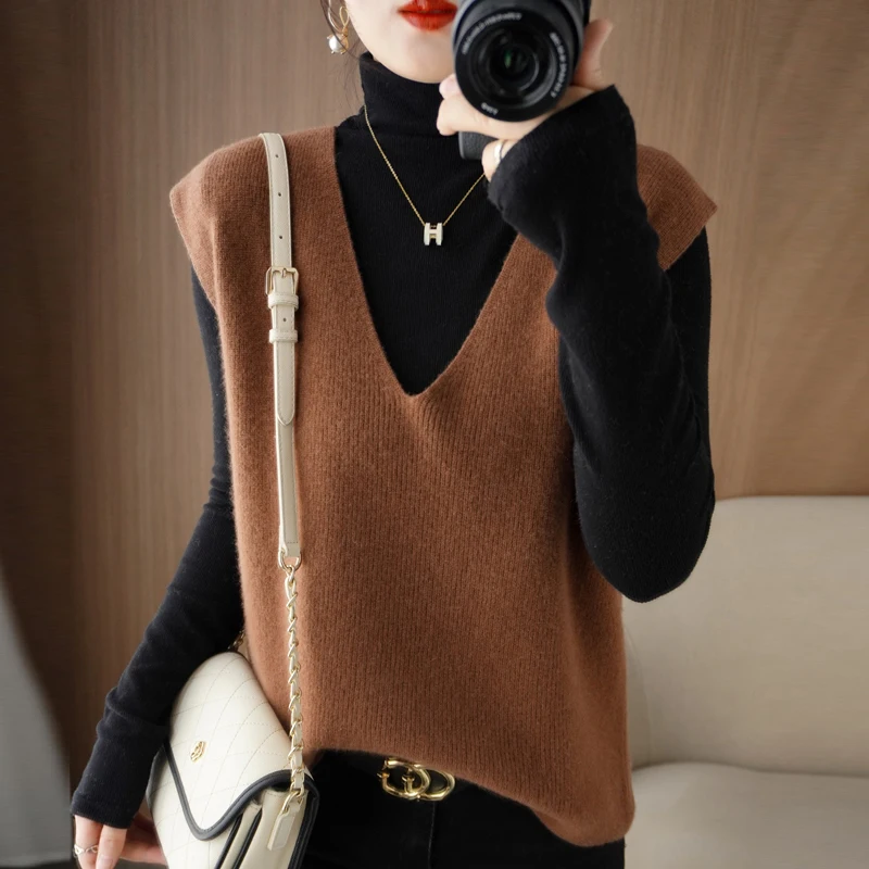 Autumn Winter Fashion Vest Ladies Knitted Cashmere Sweater Women Sleeveless V-Neck Pullover Korean Female Vest Loose Soft Tops