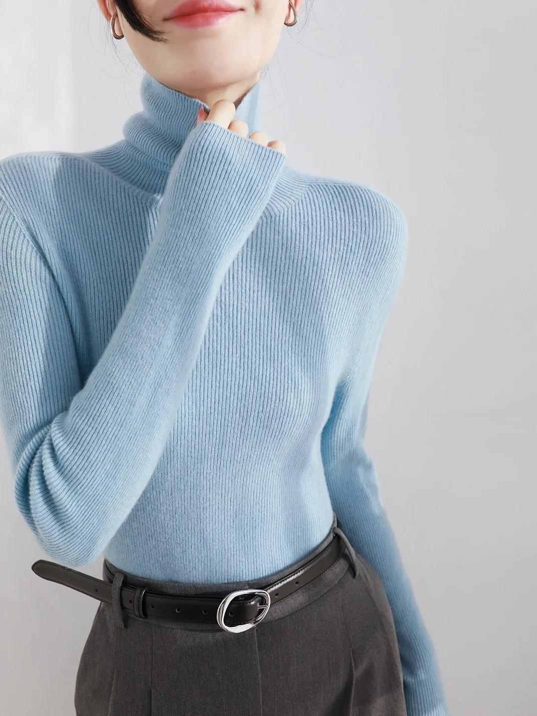 

Slim Fit High Neck Knitted Sweater Women's Base Layer Long Sleeve Elegant Style Autumn Winter Layering Fashionable Design