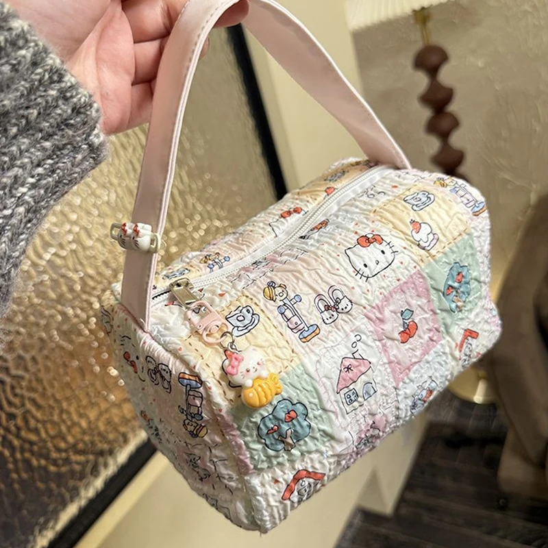 Borsa per cosmetici Sanrio Hello Kitty di grande capacità Cartoon Kitty Cat Borse per borse da toilette portatili Borsa carina tridimensionale