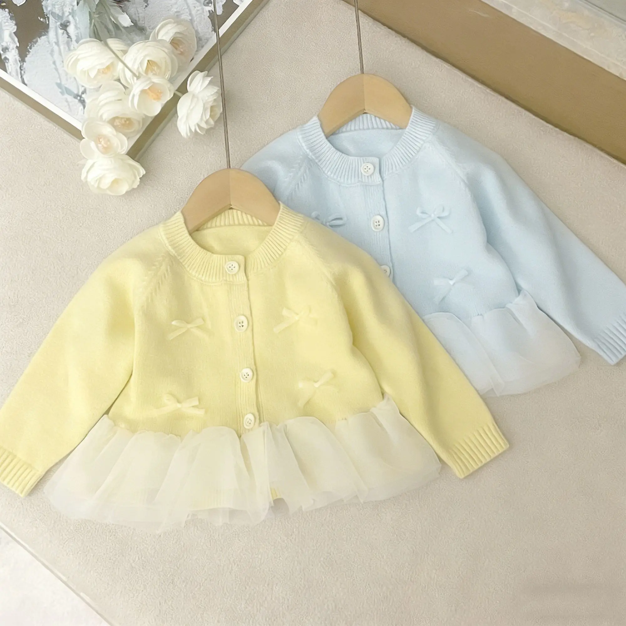 Children's Outerwear, Hollowed Out Sweater, Cardigan, Girls' Knitted Outerwear, Girls' New Spring Thin Mesh Style