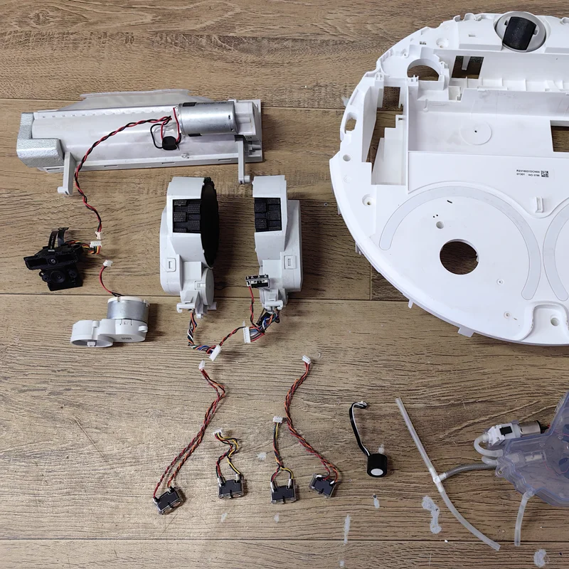 New Original Traveling Wheel Replacment for Dreame L10 Prime L10s Prime Robot Vacuum Cleaner Accesories Spare L and R Optional