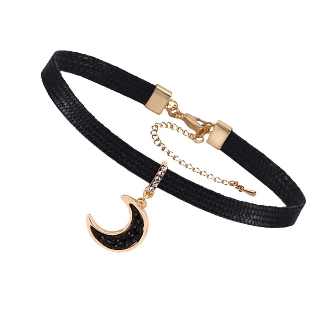 

Necklace Women Moon Choker Female Chain Stylish Jewelry Short Style Temperament Decor Safe Material Easy Wear Occasions Party