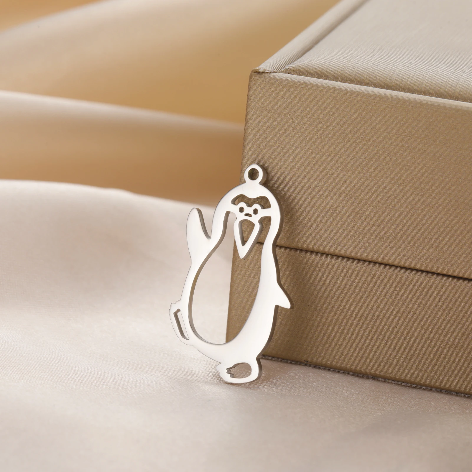 Teamer Cute Happy Animal Bear Dolphin Penguin Charms for Jewelry Making Necklace DIY Stainless Steel Lovely Pendant Wholesale