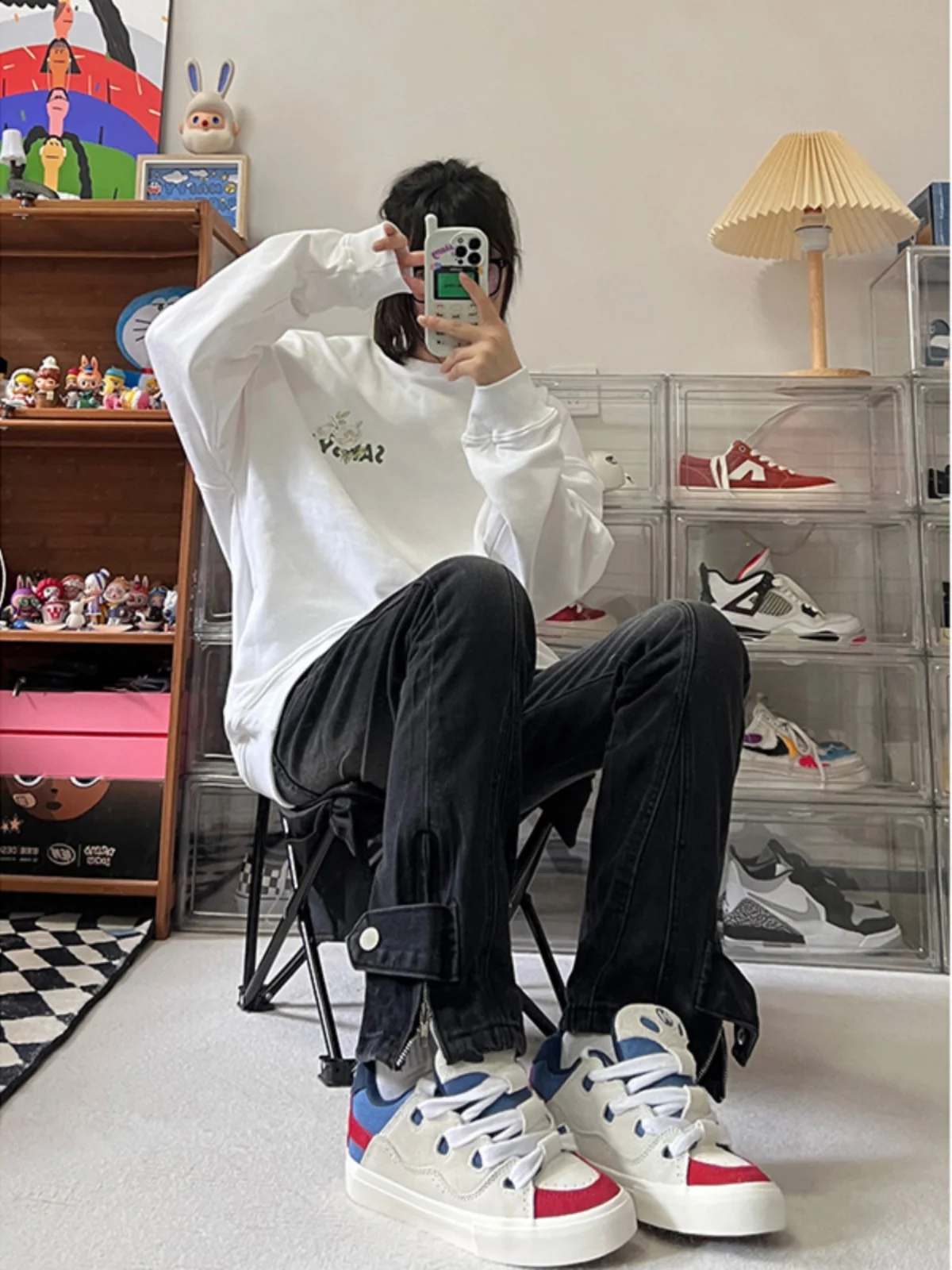 

Модные джинсы для подростков с разрезами на молнии, прямые, облегающие, длинные брюки, стильные, молодежные, зимние, с эффектом потертости и выцветания