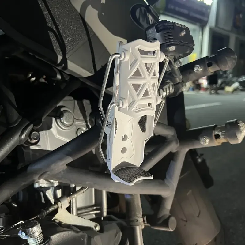 Vendite calde Per Yamaha TECH MAX TMAX 560 2022 2023 TMAX 500 530 SX/DX 2025 Universale Del Motociclo Porta Bottiglia di Acqua Drink Cup Cage