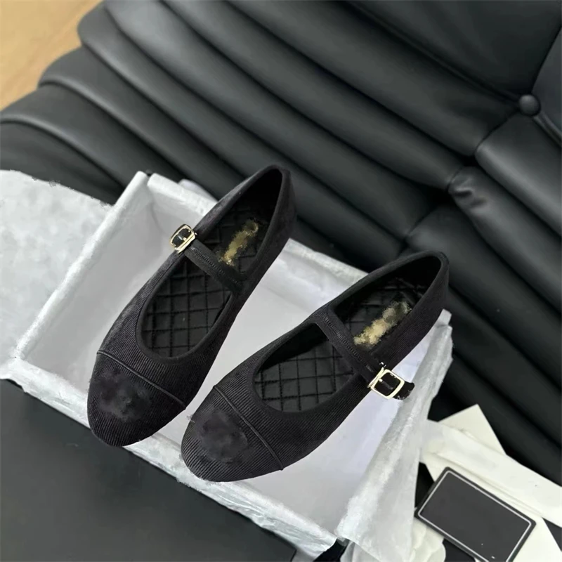 Summer 2024 New Women\'s Round Toe Ballet Elegant Black Classic Leather Flats, Simple Solid Color Sexy, Small Fragrance Buckle Fl