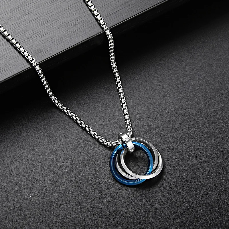 Mens Hip Hop Three Circles Pendent Necklace Keel Chain Retro Punk Fashion Couple Stainless Steel Necklace Jewelry Gifts 2023