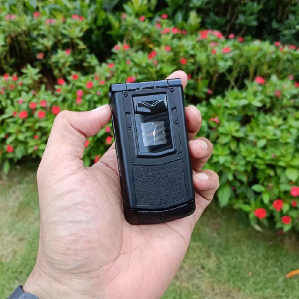 V77 Ayxta GSM CellPhone 2.4inches MTK Dual SIM Dual Standby Flashlight Music Player Bluetooth Flip Mobile Phone