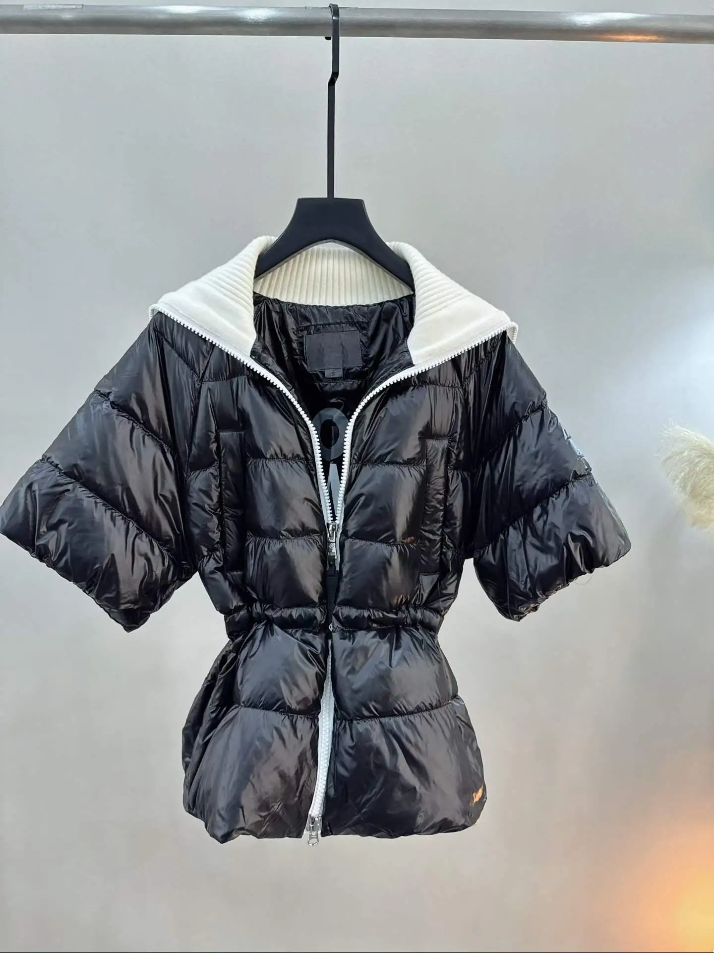 Women Golf Coat New Autumn Winter Knit Collar Splicing Light Fluffy Warm Versatile Waist Slim Ladies Golf Outerwear