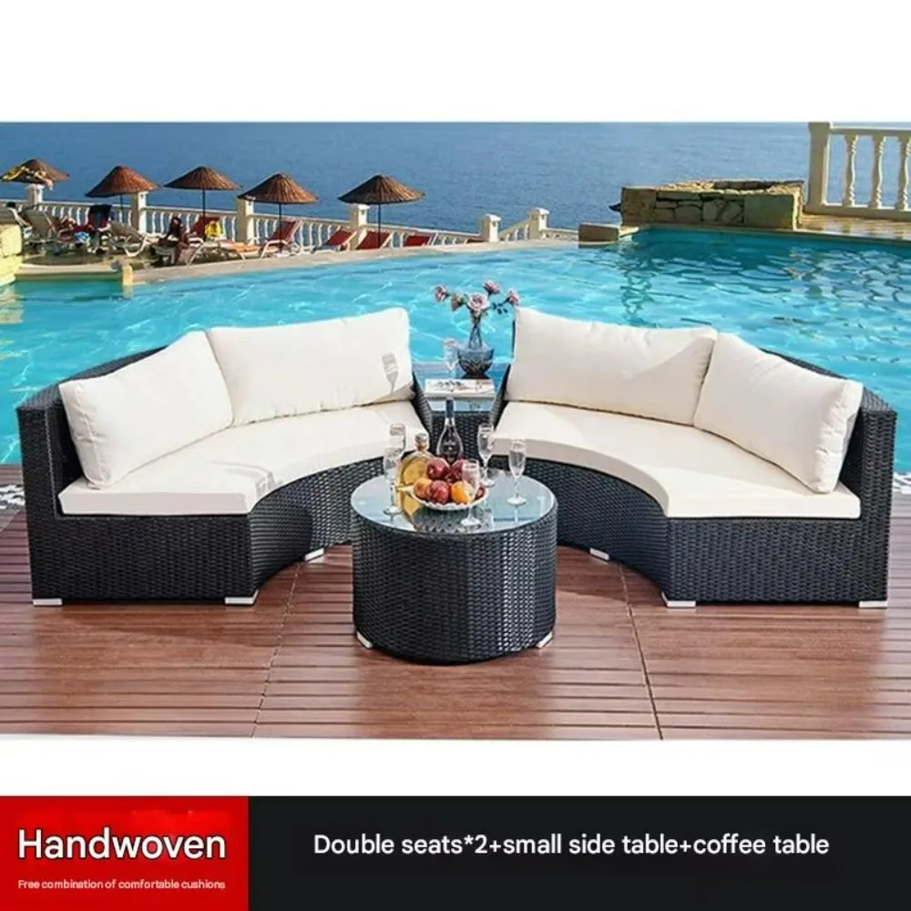 فعالة من حيث التكلفة منحني في الهواء الطلق مجموعة مضفر PE الخوص الروطان التصميم الحديث مقاومة الطقس سبائك الألومنيوم الإطار حديقة فناء