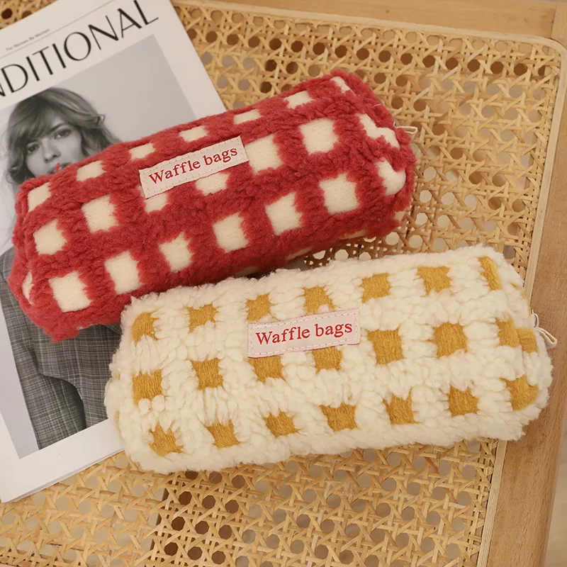 Grid Lamb Plush Pencil Case Ins Student Stationery Storage Bag Fashion Women Cosmetic Bag Organizer Travel Toiletry Bag