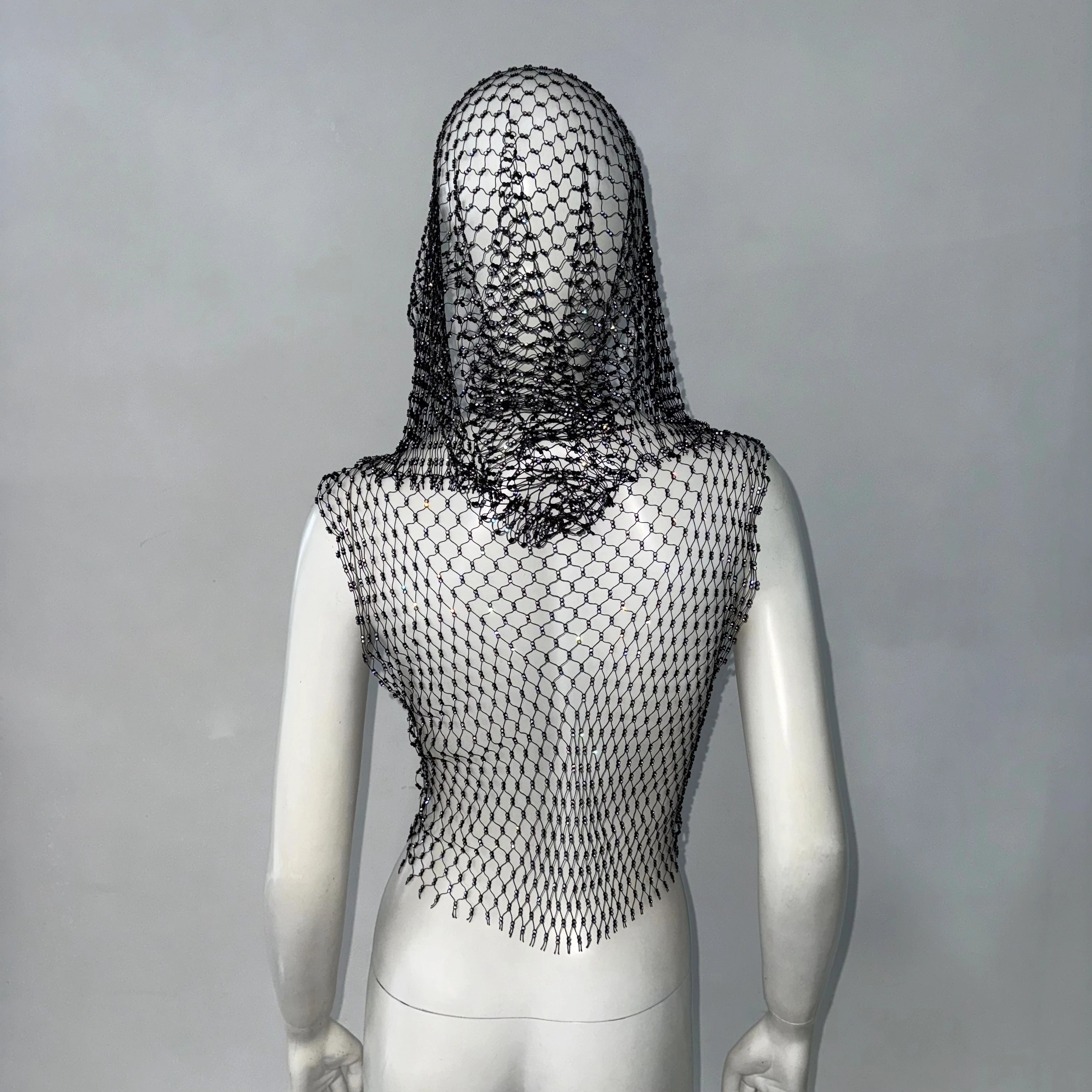 Camisola con capucha y diamantes de imitación brillantes para mujer, camiseta sin mangas Sexy transparente de malla calada con cuello en V, Top corto para fiesta Rave y Club