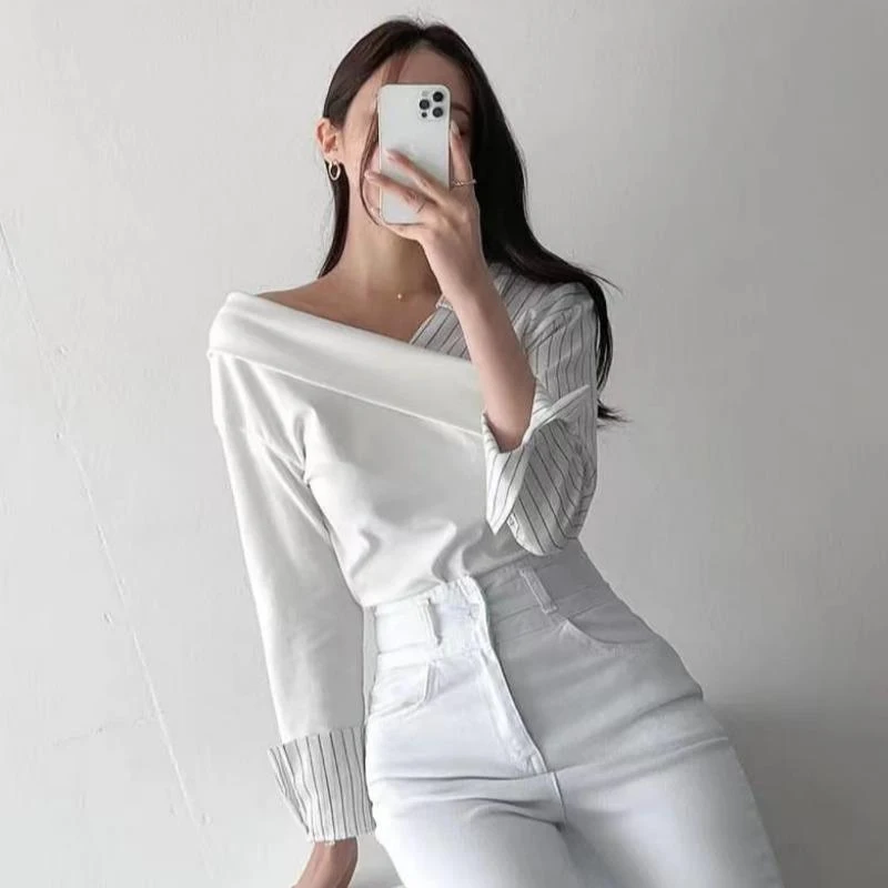 

Korean Sle V-Ne Knitted Long Sve irt Women's Design Sensation Autumn Faionable Versatile Casual Loose Fit Top