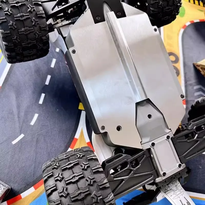 MJX HYPER GO 10208 1/10 V2 RC Monster Truck Metal Chassis Protector Metal Armor Anti-collision Guard Plate Upgrade Akcesoria