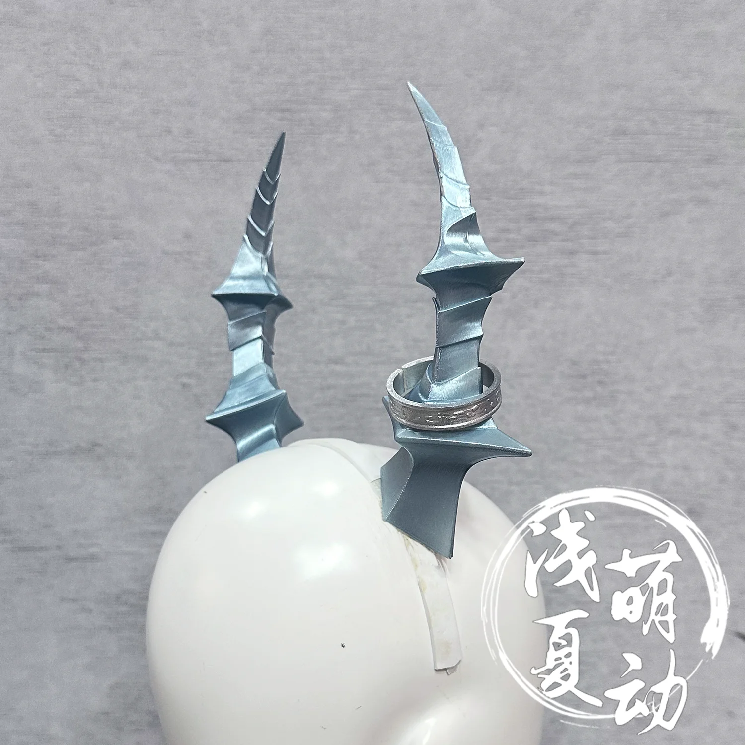 

Gavin Horns Love: Queen's Choice Cosplay Replica Prop Decoration Character Accessories EVOL X LOVE Accessories