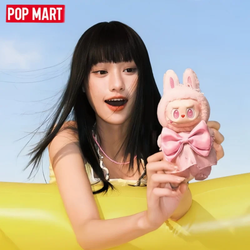 

2025 Новый POP MART POP LAND MOKOKO Jump Into Summer Series Слепая коробка Виниловые куклы Украшение комнаты для лица Подвеска Рождественский подарок для девочки