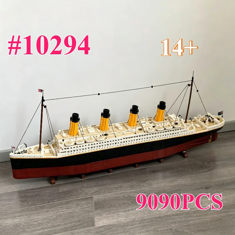 

Конструктор «Титаник» 10294, мини-наборы строительных блоков, подходят для подарков на день рождения, не совместимы с деталями Lego, 9090 деталей.