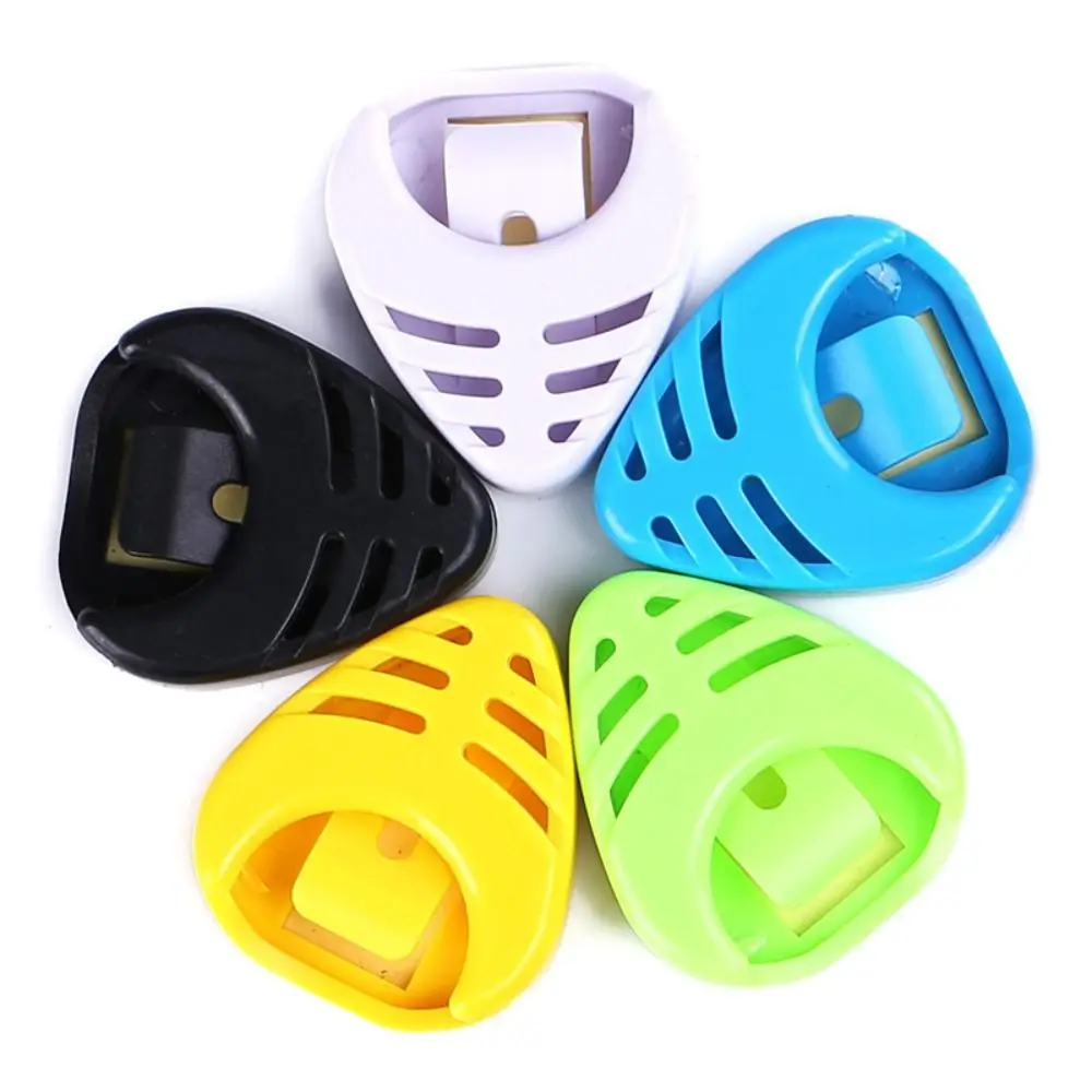 10PCS Adhesive Guitar Plectrum Box Random Color Heart Shape Guitar Pick Holder Durable Plastic Guitar Pick Box