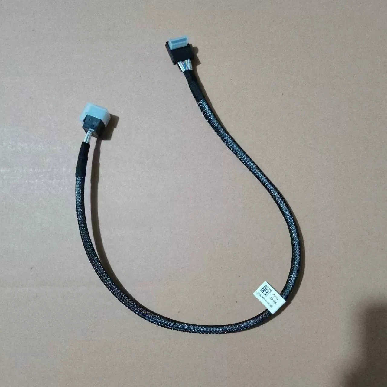 pour-dell-original-r440-chassis-a-4-disques-remplacables-a-chaud-sans-carte-d'interface-sata-gpphp