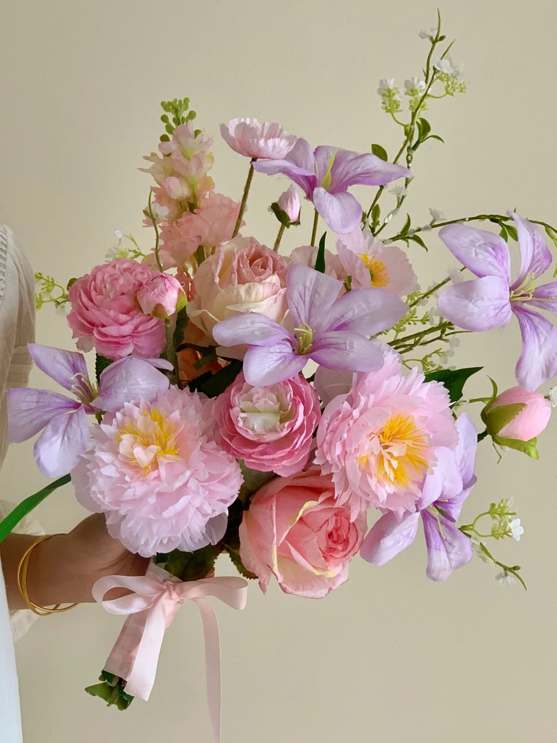 

Pink Purple Wedding Bouquet Handheld Flower Arrangement Original Design Studio Photoaphy Props Luxury Feel Home Decor Acces...