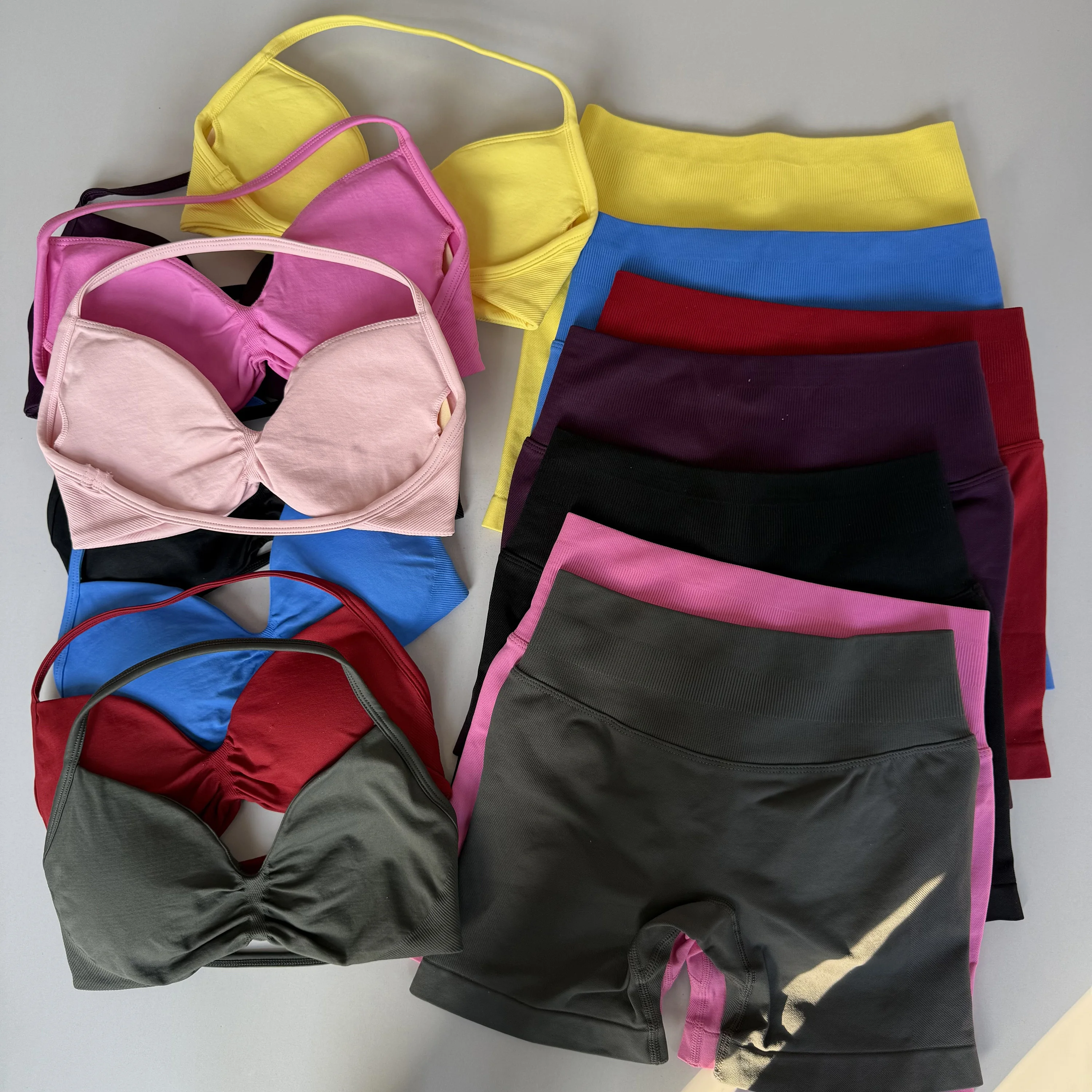 

2 Piece Sports Gym Set Strappy Bra Yoga Underwear Short Sport Leggings Bicycle Running Sportswear Woman Seamless Yoga Set